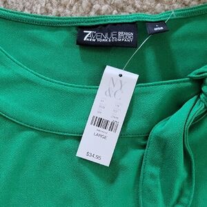 7th Avenue Green Top